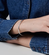 886 by The Royal Mint Bracelets image