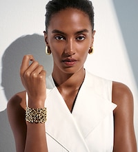 Shop BOSS Ladies Jewellery on Best Replica Watch
. Banner showing model wearing mixed jewellery image