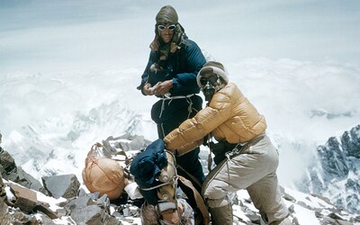 Hillary-and-tenzing.jpg image