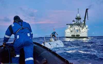 OMEGA-seamaster-ocean.jpg image