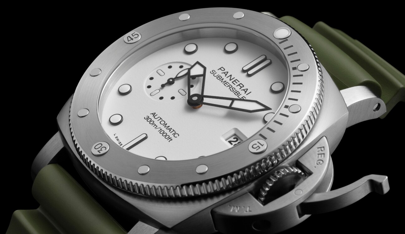 Panerai Submersible QuarantaQuattro Bianco Lead Article.png image