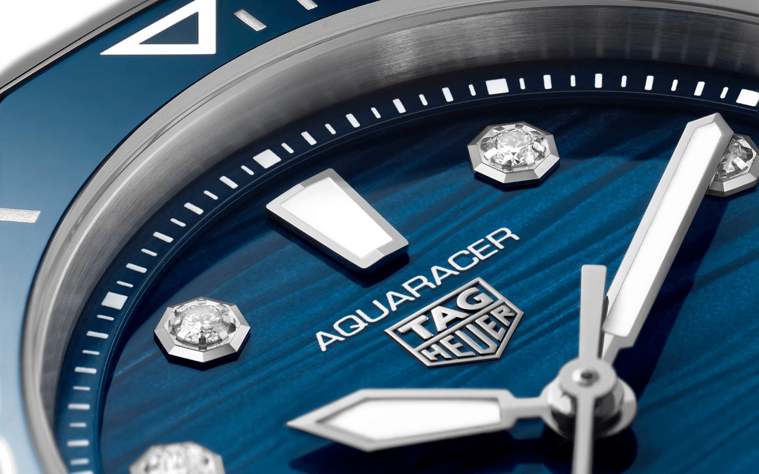 TAG Heuer Aquaracer Professional 300 diamond.png image