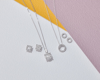 Bridesmaid Essentials Wedding Guide image