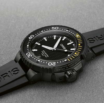 Oris AquisPro Date Calibre 400 image