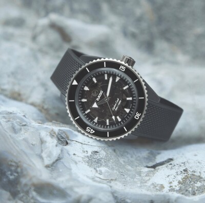 Rado Captain Cook image