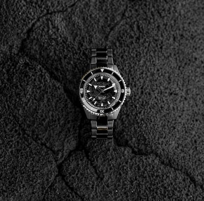 Rado Captain Cook Collection image