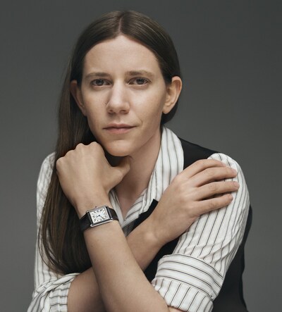 Cartier Tank Must image