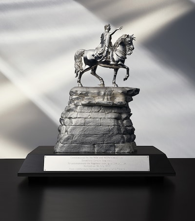 bespoke horse commission image