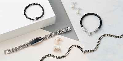 Groomsmen Essential Gifts image