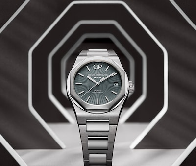 Girard Perragaux Laureato Infinite Grey 42mm Watch Banner image
