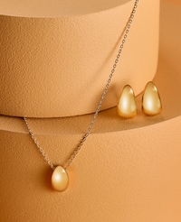 Shop Yellow Gold jewellery for Mothers Day image