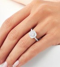 Image of White Gold Diamond engagement ring on model image