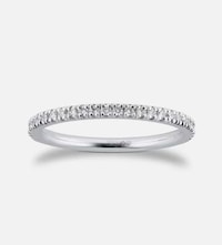 Platinum wedding ring image image
