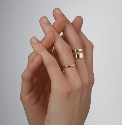 Repossi campaign showing model wearing Repossi rings image