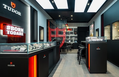 TUDOR Specialist Boutiques image