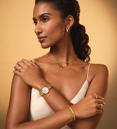 Shop Yellow Gold Jewellery on Goldsmiths image