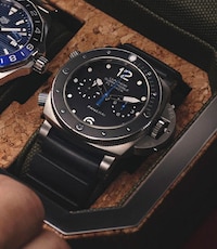 Pre-Owned Watches image